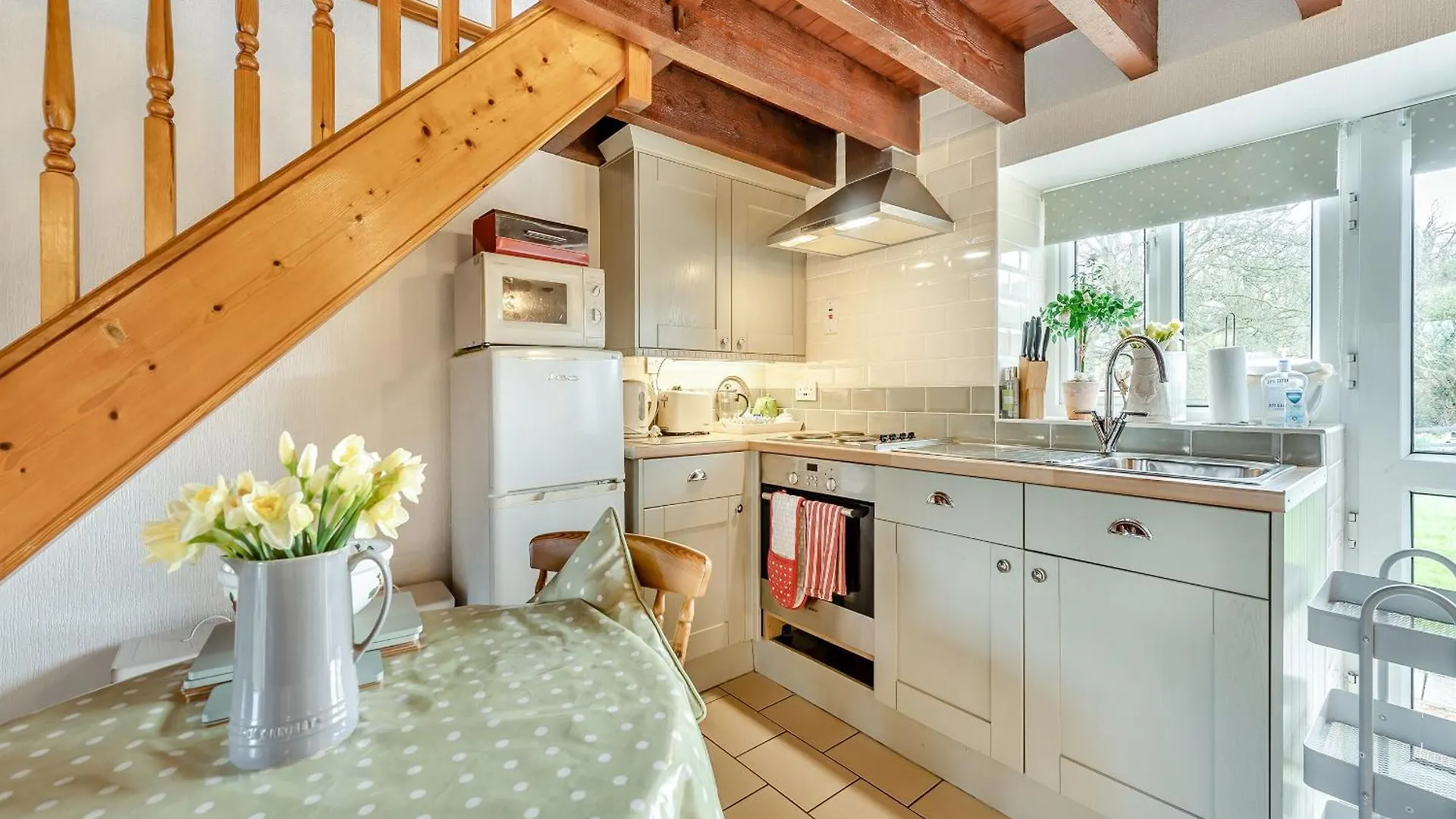 Ty Llaethdy - Oac Villa Gowerton 0*,  United Kingdom